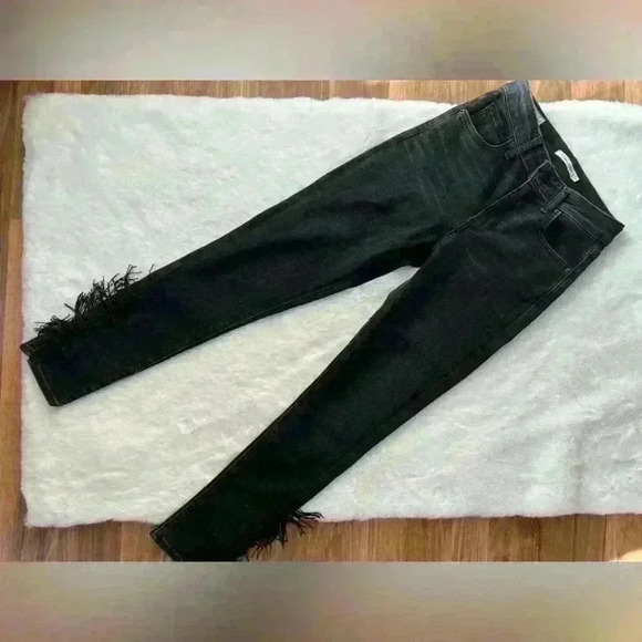 Levi’s High Waist fringe ankle Skinny Jeans - Picture 7 of 8
